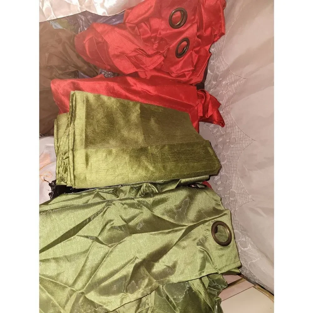 2 curtains or table cloth
